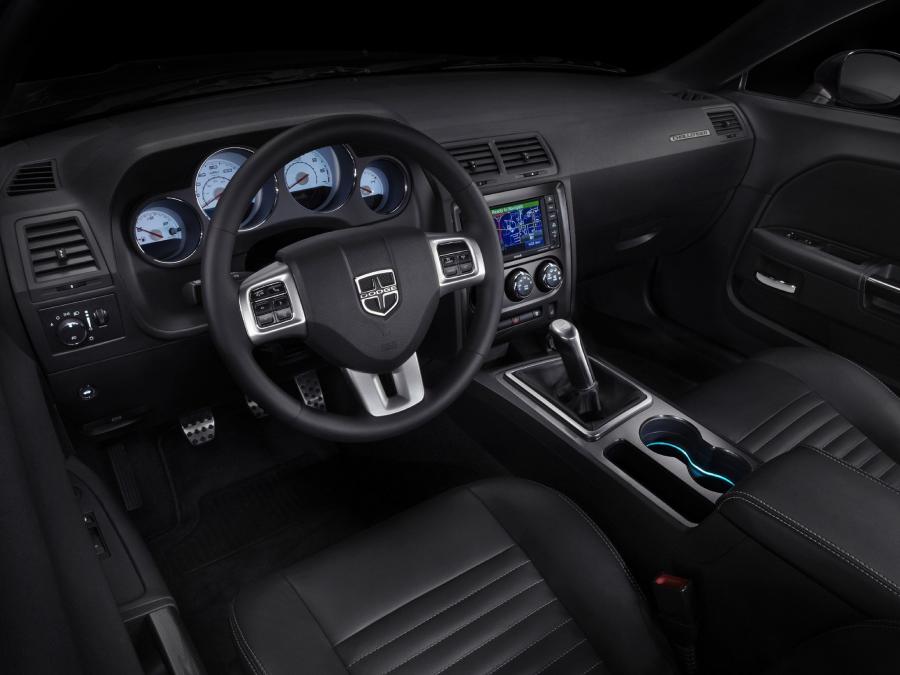  Dodge Challenger R/T 2010 года  (фото 5 из 18)